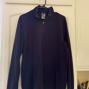 A nice pull over north face men’s